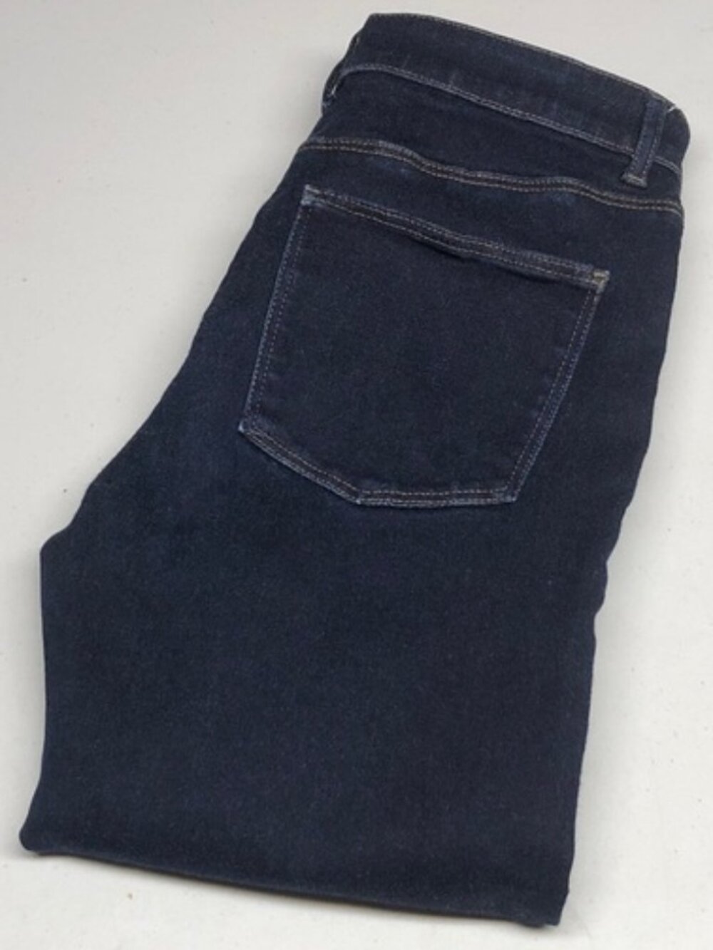 LIKE NEW UNIQLO HIGH-RISE SKINNY JEANS 8/29x30 ⭐️